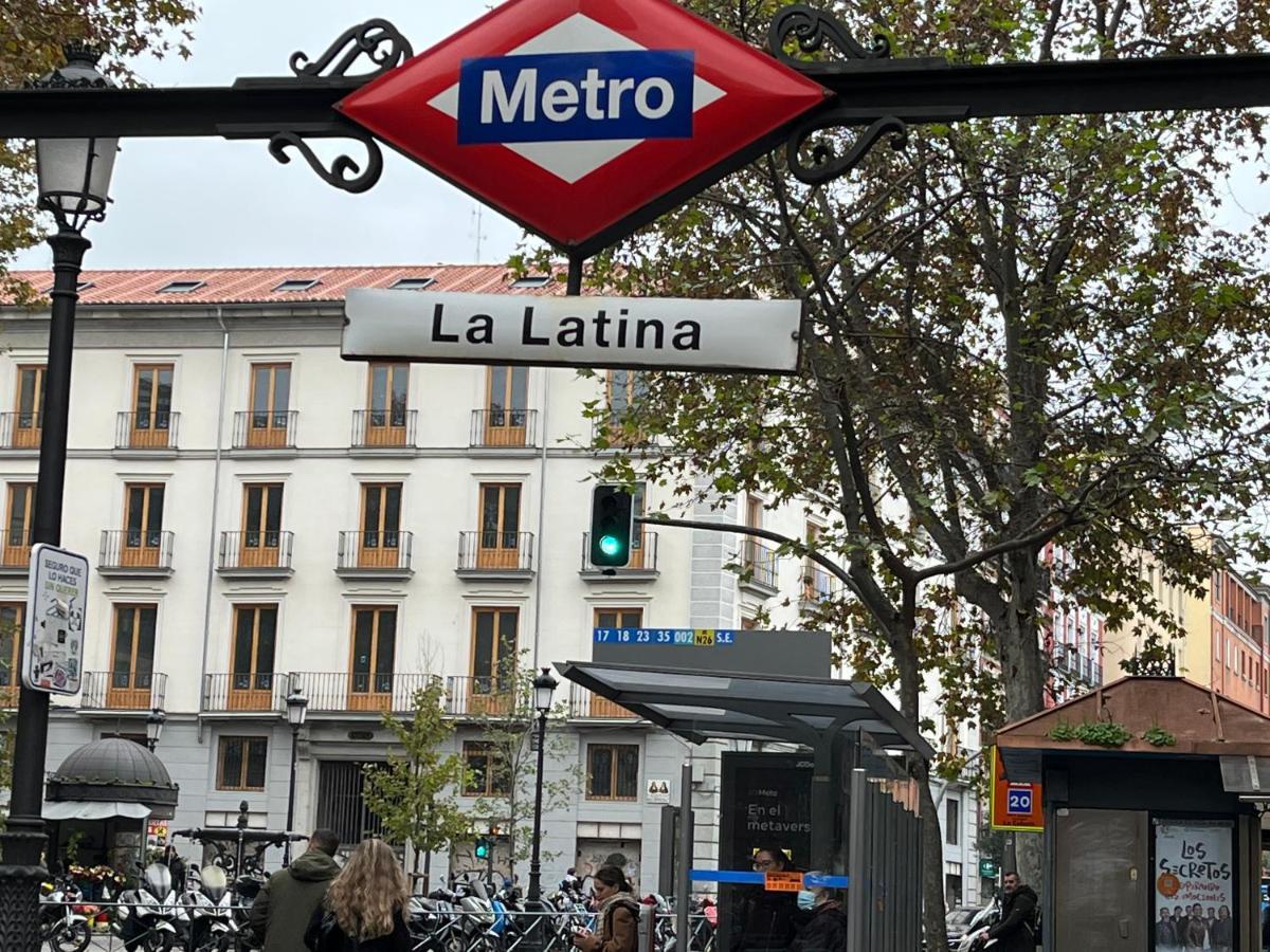 Carlos4 Plaza Mayor Madryt Zewnętrze zdjęcie
